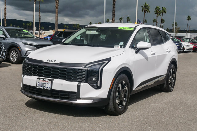 Used 2026 Kia Sportage LX FWD image 4