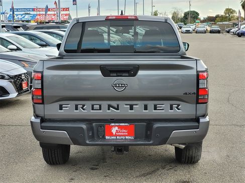 New 2026 Nissan Frontier SV w/ Tow Package image 5