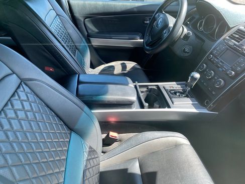 Used 2012 MAZDA CX-9 Grand Touring w/ Moonroof & Bose Audio Pkg image 6
