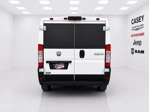 Used 2025 RAM ProMaster 2500 w/ U-Haul Equipment Group FWD image 7