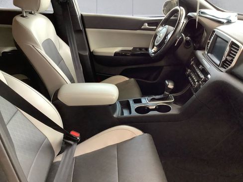 Used 2019 Kia Sportage EX w/ EX Sport Appearance Package AWD/4WD image 13