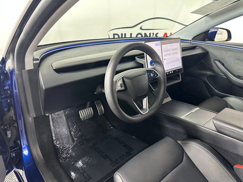 Used 2024 Tesla Model 3 Performance AWD/4WD image 4