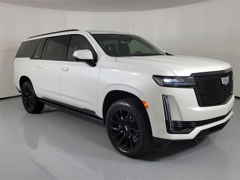 Certified 2024 Cadillac Escalade ESV Sport Platinum w/ LPO, ONYX Package image 1