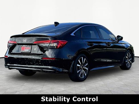 Used 2024 Honda Civic EX image 6