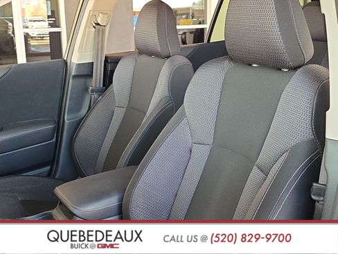 Used 2024 Subaru Outback Premium AWD/4WD image 9