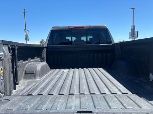 Used 2024 GMC Sierra 1500 SLT w/ SLT Premium Plus Package AWD/4WD image 10