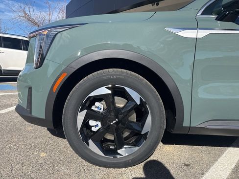 New 2026 Kia Sorento EX image 13