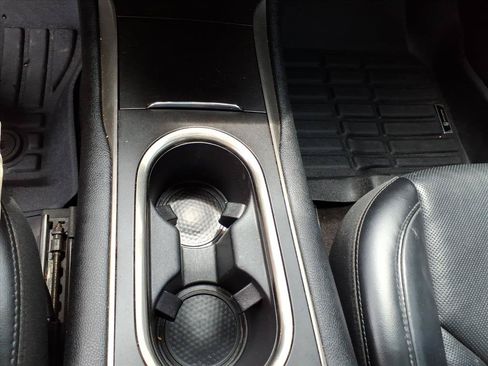 Used 2017 Lincoln MKC Reserve FWD image 23