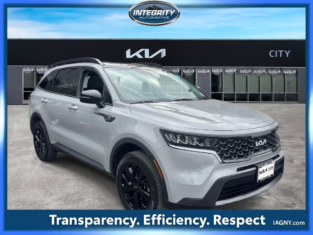 Certified 2022 Kia Sorento S w/ Panoramic Sunroof Package AWD/4WD image 1