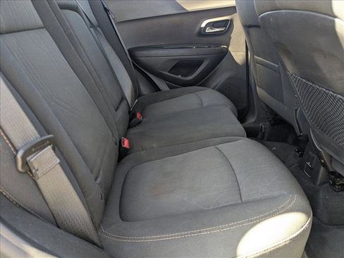 Used 2020 Chevrolet Trax LT FWD image 18
