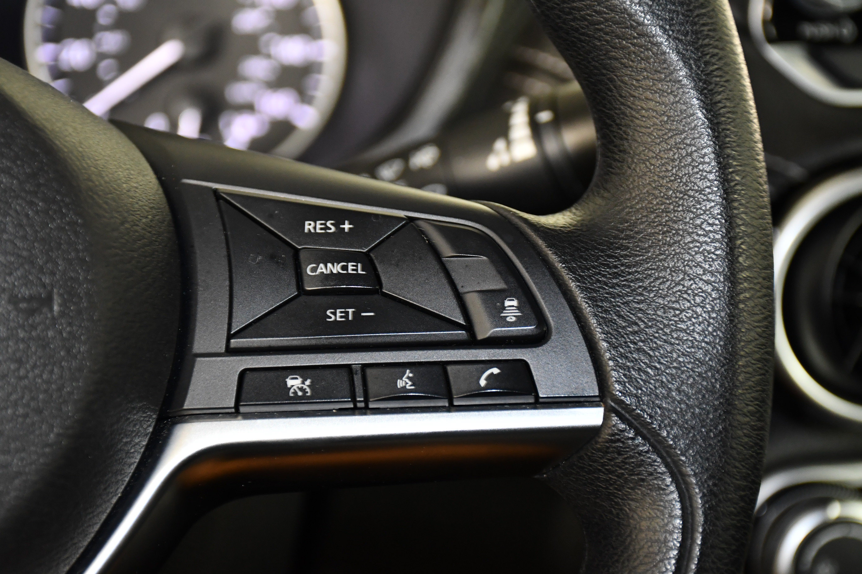 Used 2024 Nissan Sentra SV FWD image 21