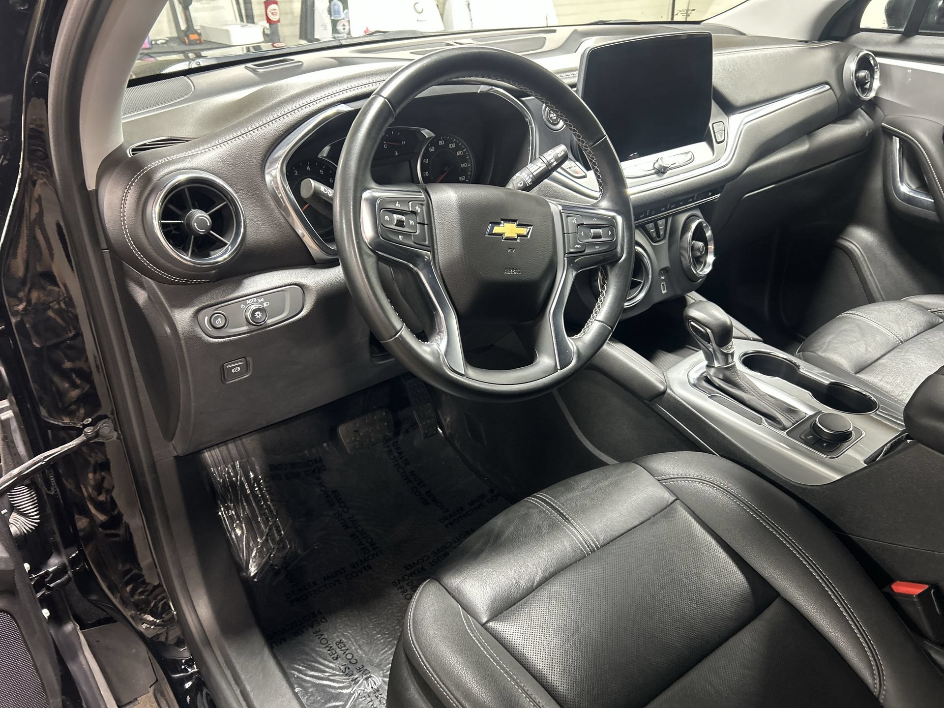 Certified 2023 Chevrolet Blazer LT AWD/4WD image 11