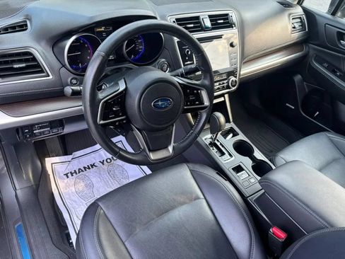 Used 2018 Subaru Legacy 2.5i Limited AWD/4WD image 2
