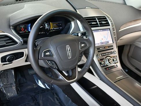 Used 2020 Lincoln MKZ Reserve image 39
