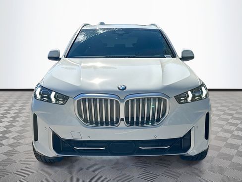 New 2026 BMW X5 xDrive40i w/ Premium Package AWD/4WD image 2