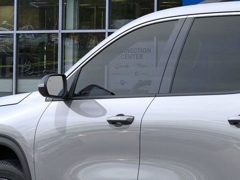 New 2026 Chevrolet Traverse LT AWD/4WD image 12