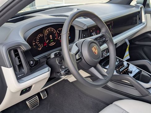 New 2026 Porsche Cayenne S AWD/4WD image 4
