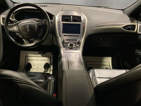 Used 2020 Lincoln MKZ w/ Convenience Package image 2
