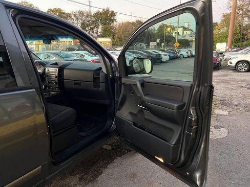 Used 2008 Nissan Titan SE image 17