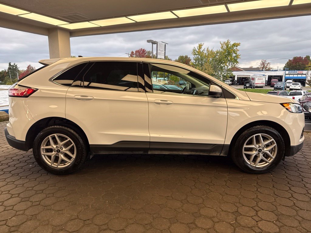 Used 2024 Ford Edge SEL w/ Convenience Package AWD/4WD image 5