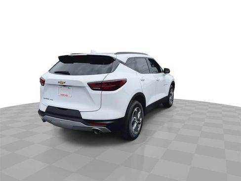 Certified 2024 Chevrolet Blazer LT AWD/4WD image 8
