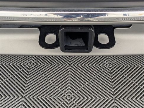 Used 2019 Jeep Cherokee Limited w/ Technology Group image 31