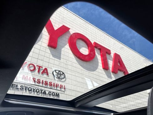 New 2026 Toyota Camry XSE FWD image 18