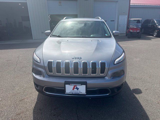 Used 2017 Jeep Cherokee Limited FWD image 8