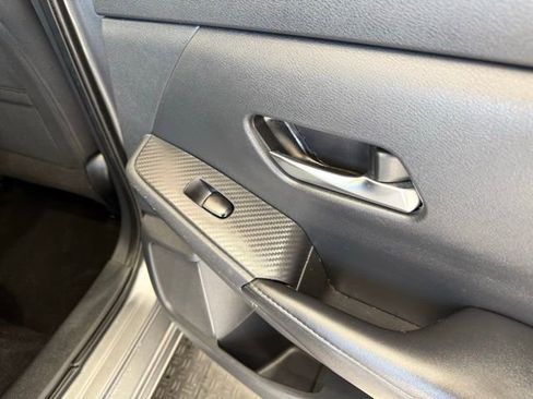 Used 2022 Nissan Sentra SV image 25