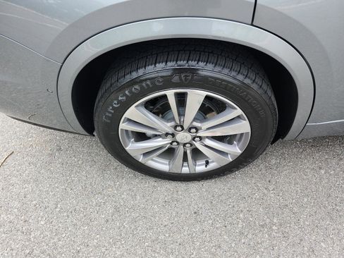 Used 2023 Cadillac XT6 Premium Luxury w/ Technology Package image 6