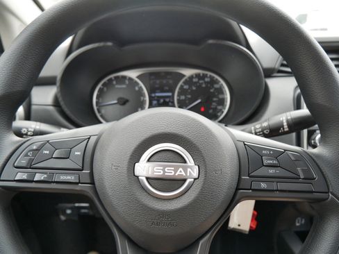 New 2025 Nissan Versa S image 10