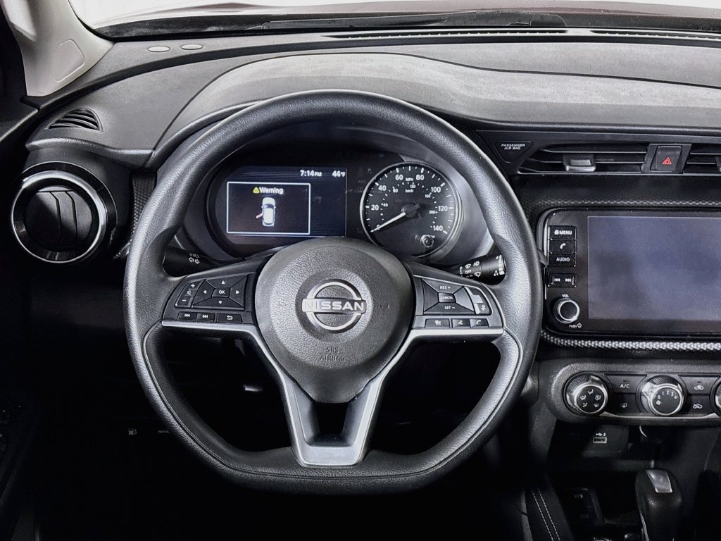 Used 2023 Nissan Kicks SV FWD image 13