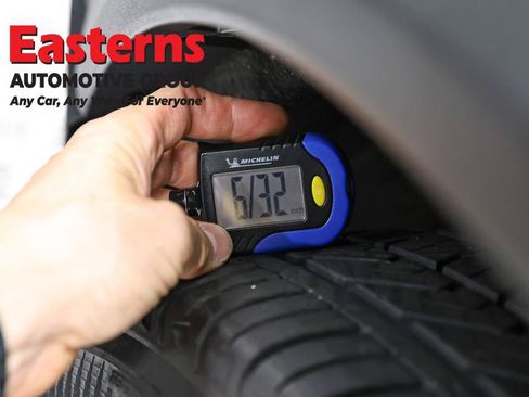 Used 2020 Ford Explorer Limited w/ Class III Trailer Tow Package AWD/4WD image 30