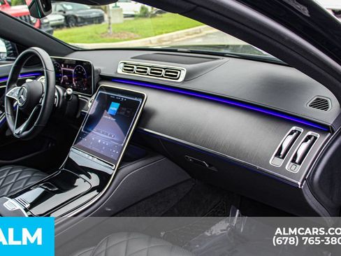 Used 2025 Mercedes-Benz S 580 4MATIC Sedan image 22