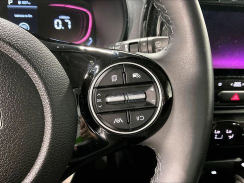Used 2025 Kia Soul EX FWD image 25