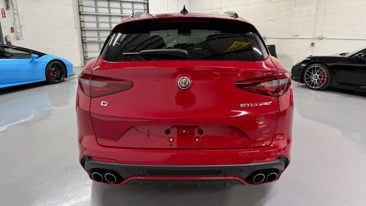Used 2022 Alfa Romeo Stelvio Quadrifoglio w/ Active Assist Plus Package AWD/4WD image 15