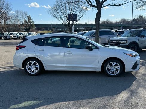 Used 2024 Subaru Impreza 2.0i image 5