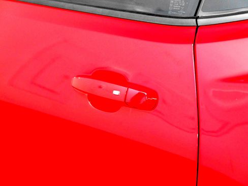 Used 2017 Chevrolet Camaro ZL1 image 30