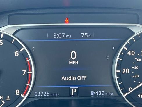 Used 2023 Nissan Altima 2.5 SV image 11