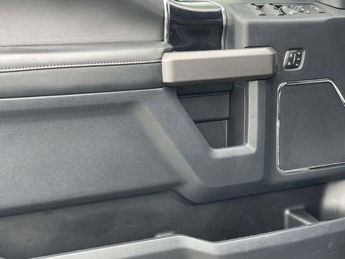 Used 2022 Ford F250 Platinum image 12