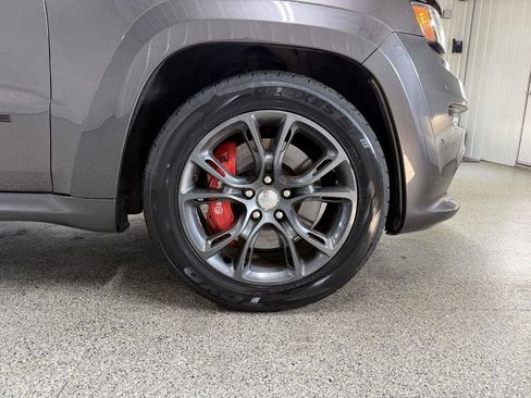Used 2015 Jeep Grand Cherokee SRT AWD/4WD image 42