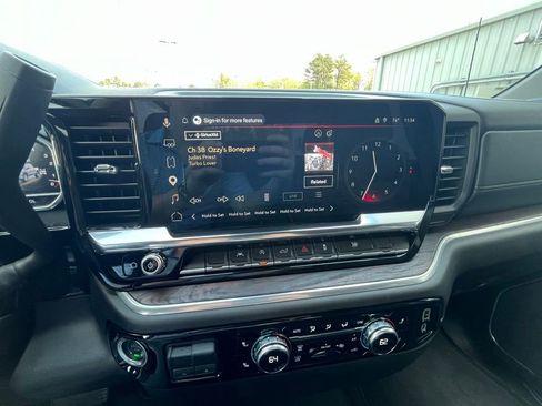 Used 2025 GMC Sierra 1500 SLT image 20