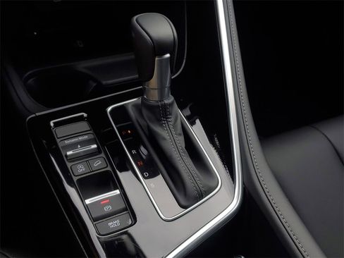 Certified 2025 Acura ADX FWD image 31