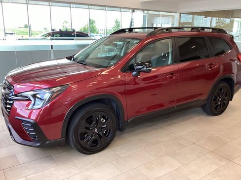 Used 2023 Subaru Ascent Onyx Edition AWD/4WD image 1