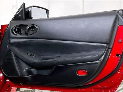 Used 2025 Nissan Z Performance w/ Floor Mat Package image 23