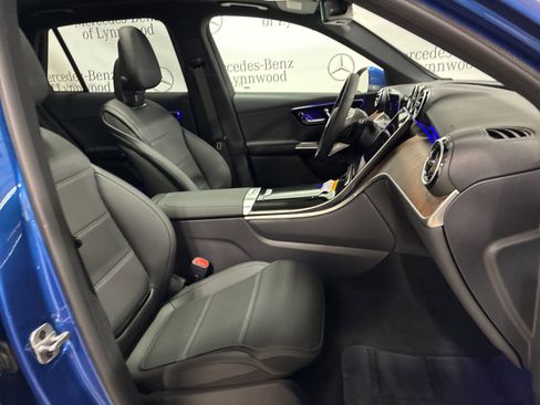 New 2026 Mercedes-Benz GLC 300 4MATIC image 12