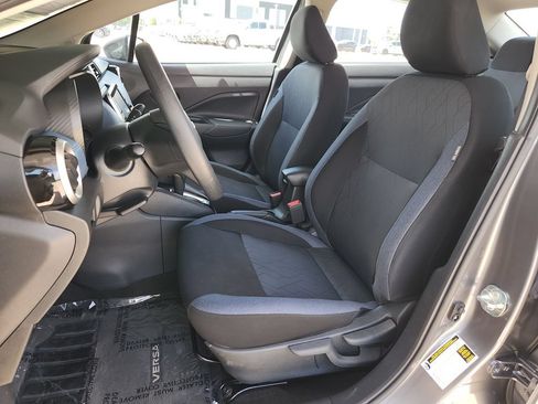 Used 2025 Nissan Versa SV FWD image 13