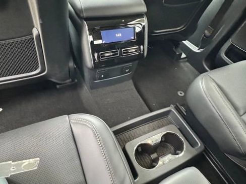 New 2025 Lincoln Aviator AWD w/ Equipment Group 101A image 8