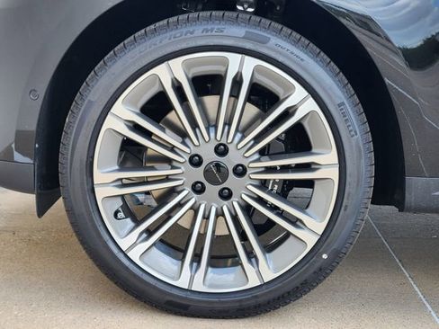 New 2026 Land Rover Range Rover Sport SE AWD/4WD image 7