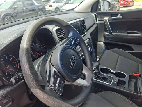 Used 2020 Kia Sportage LX FWD image 30